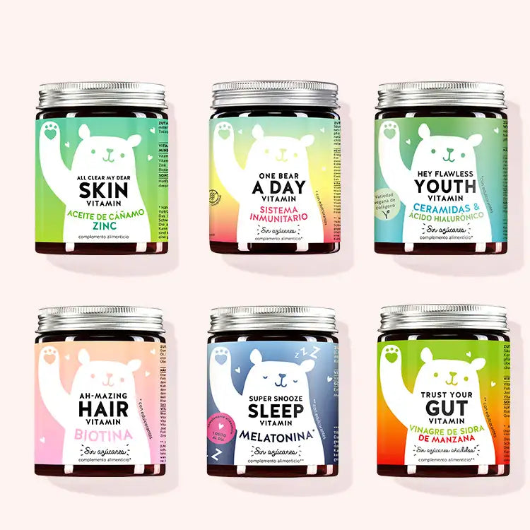 Paquete de 6 beneficios (veganos) de Bears with Benefits compuesto por All Clear My Dear Skin Vitamins con aceite de semillas de cáñamo, One Bear A Day Vitamins con Immune Boost, Hey Flawless Youth Vitamins con ceramida, Ah-Mazing Hair Vitamins con biotina, Super Snooze Sleep Vitamins con melatonina y Trust Your Gut Vitamins con vinagre de sidra de manzana.