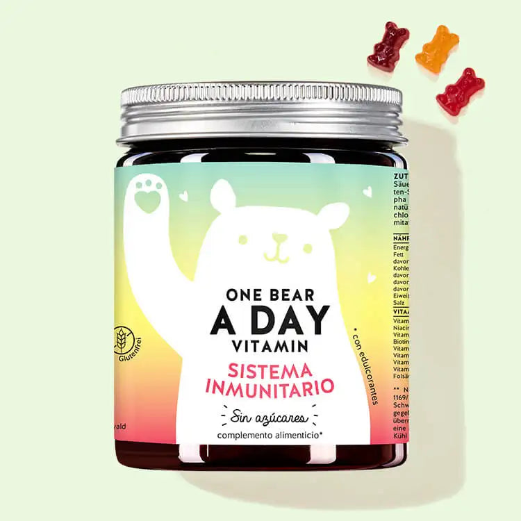 Una lata de One Bear A Day Immune Vitamins con complejo multivitamínico de Bears with Benefits para el sistema inmunitario.